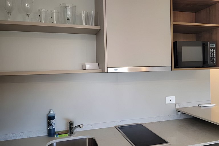 Moderno y equipado, cerca del Paseo la Galeria