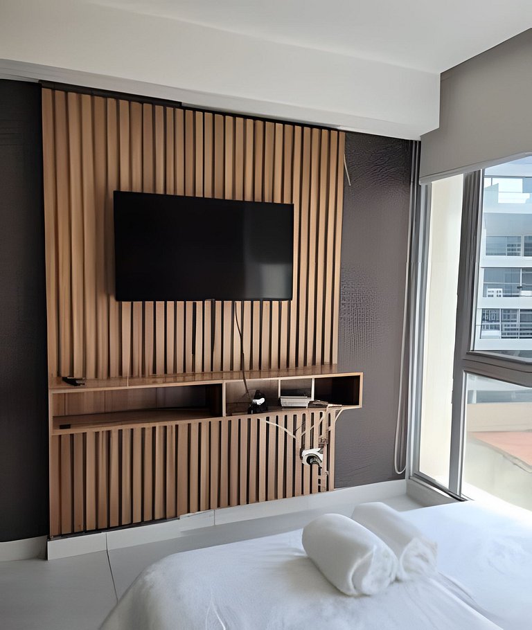 Monoambiente detrás del Shopping del Sol