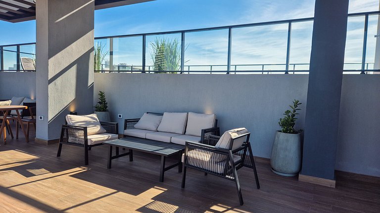 Depto con piscina, cerca del Shopping del Sol