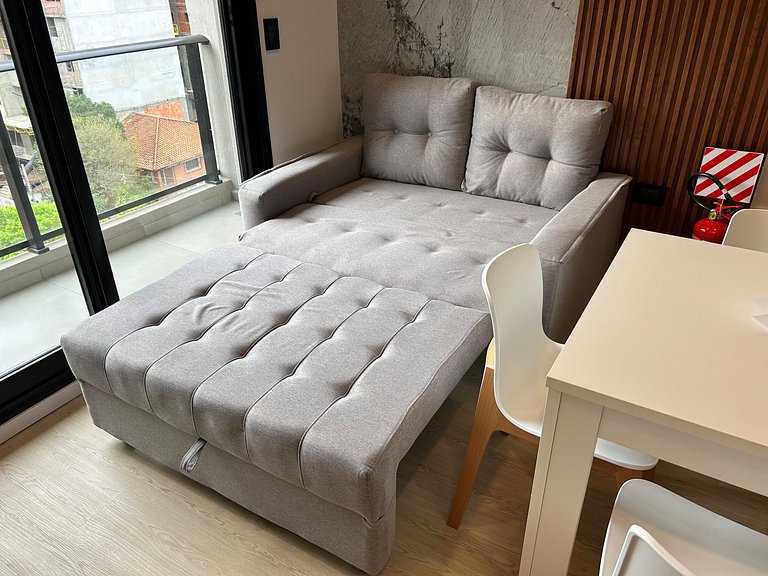 Dpto totalmente amoblado en zona corporativa