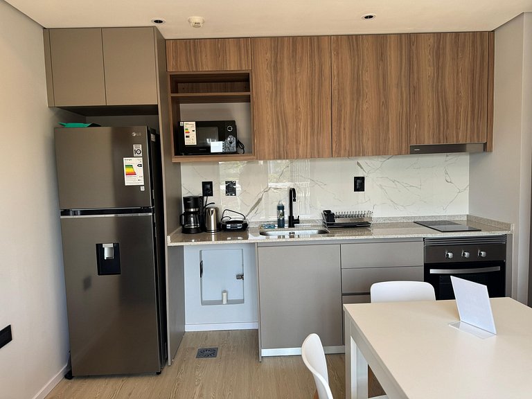 Dpto totalmente amoblado en zona corporativa