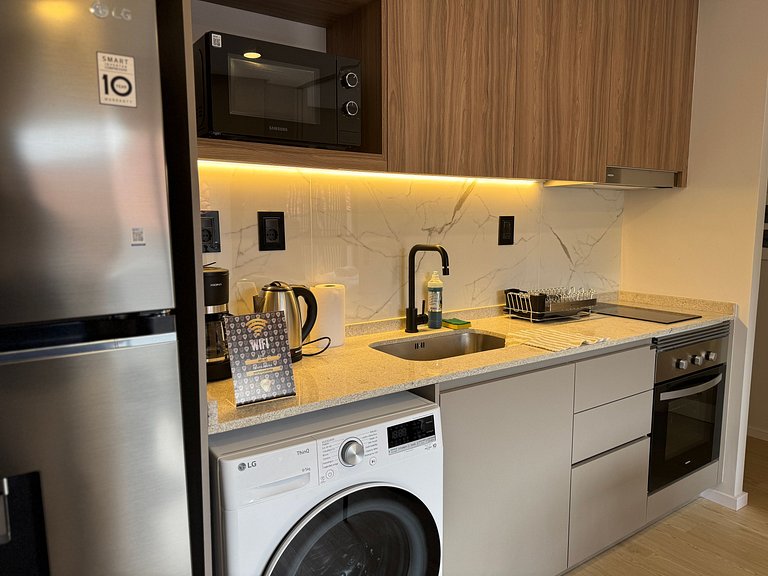 Depto con piscina, cerca del Shopping del Sol