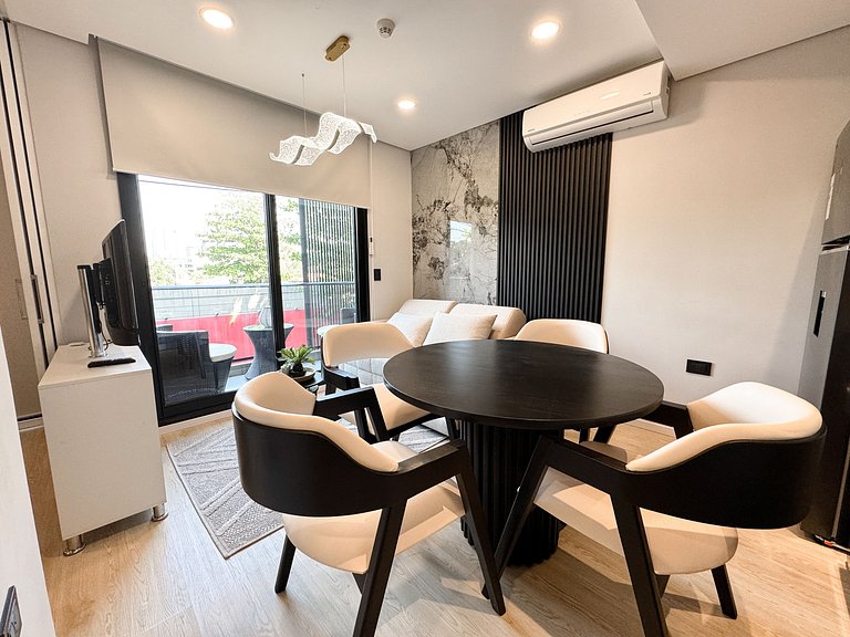 Depto. moderno a pasos del Shopping del Sol