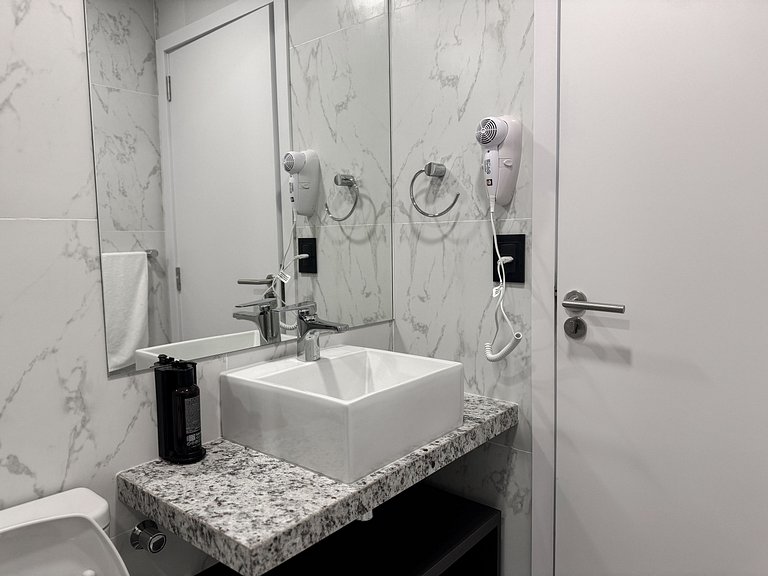 Depto con gym y cowork, cerca del Paseo la Galeria