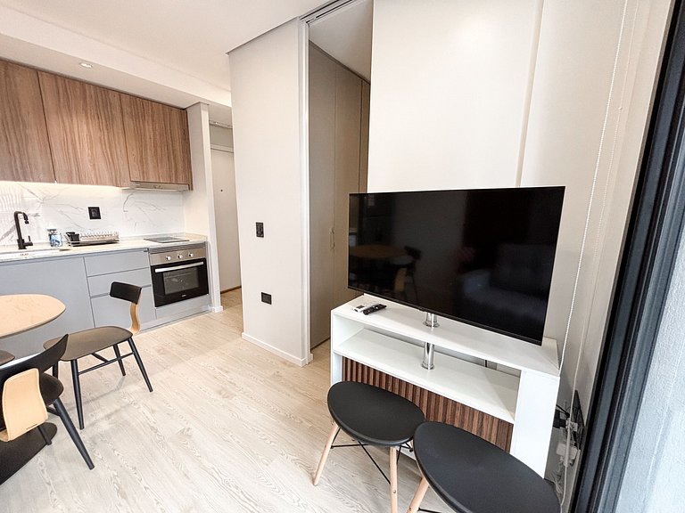 Piscina, gym y cowork cerca de la Zona Corporativa