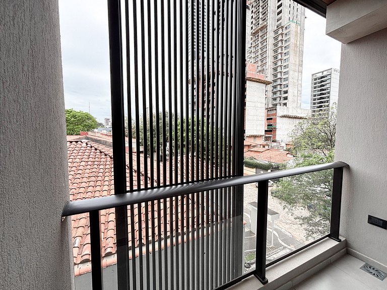 Piscina, gym y cowork cerca de la Zona Corporativa