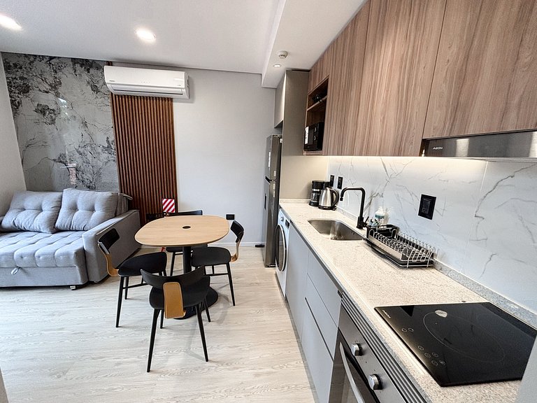 Piscina, gym y cowork cerca de la Zona Corporativa