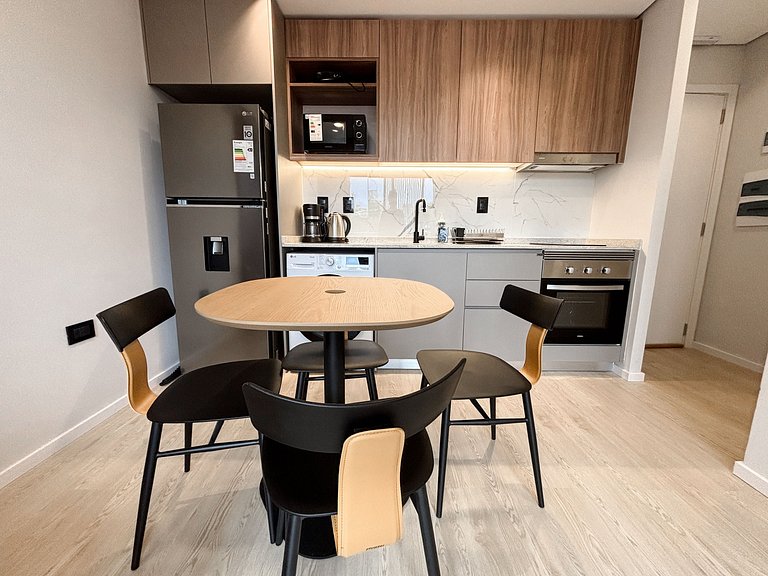 Piscina, gym y cowork cerca de la Zona Corporativa