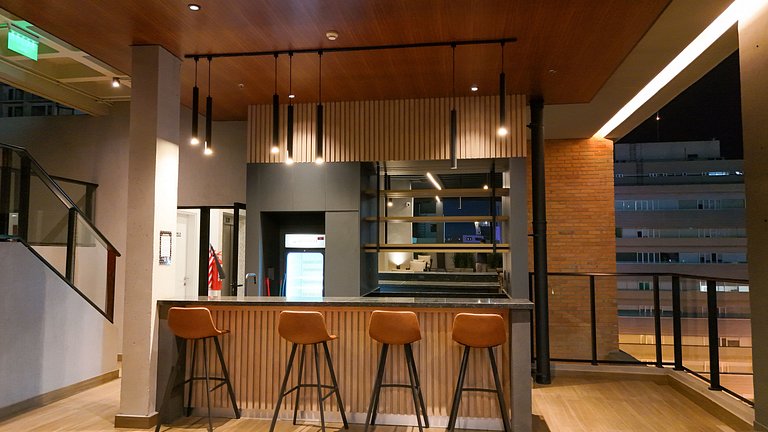 Piscina, gym y cowork cerca de la Zona Corporativa