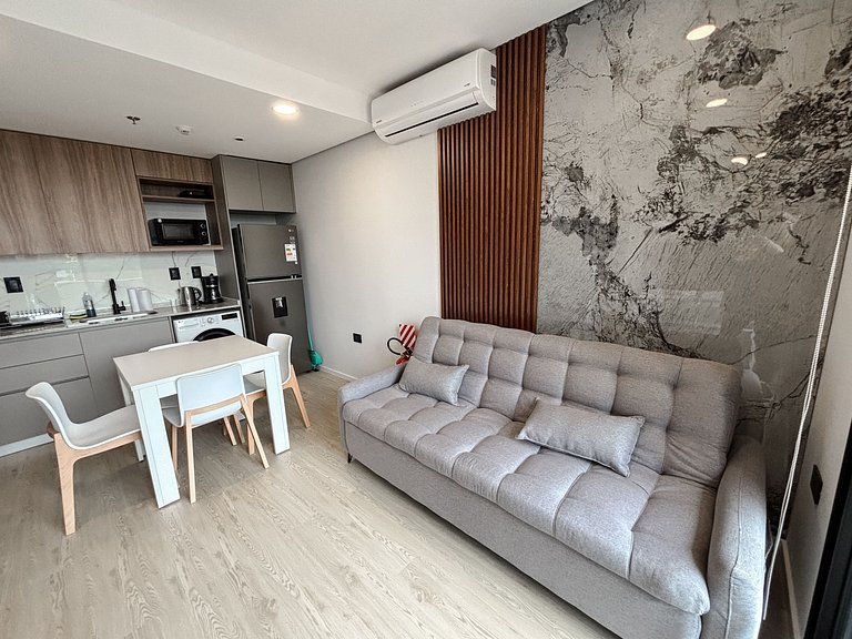 Depto amoblado a pasos del Shopping del Sol