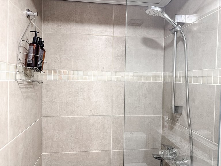 2 hab equipadas junto al Shopping del Sol