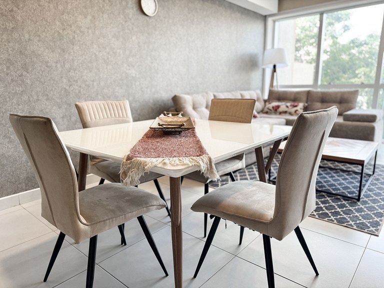 2 dormitorios a pasos del Shopping del Sol