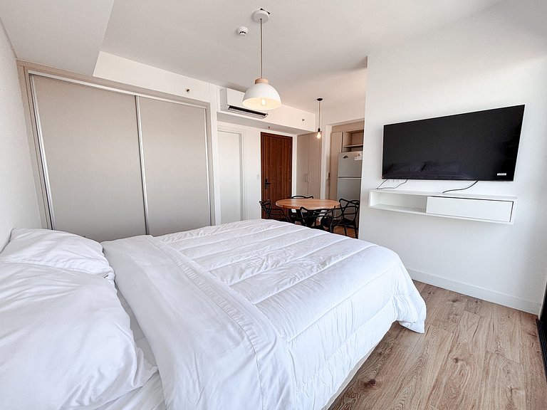 Depto detrás del Shopping del Sol