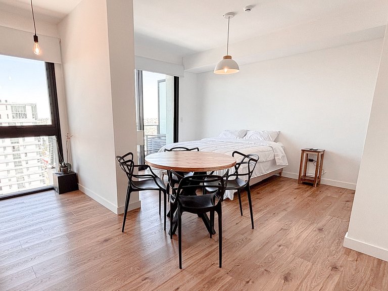 Depto detrás del Shopping del Sol