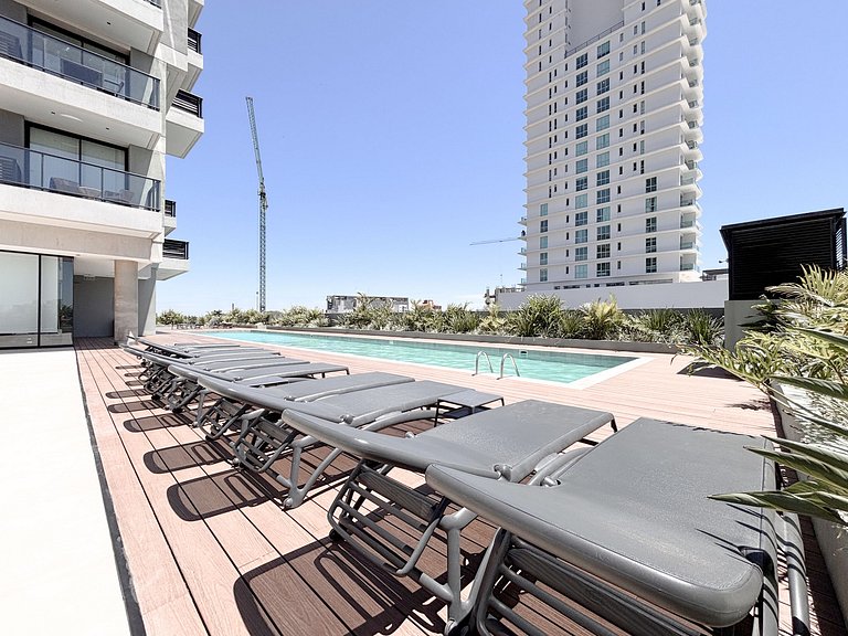 Depto detrás del Shopping del Sol