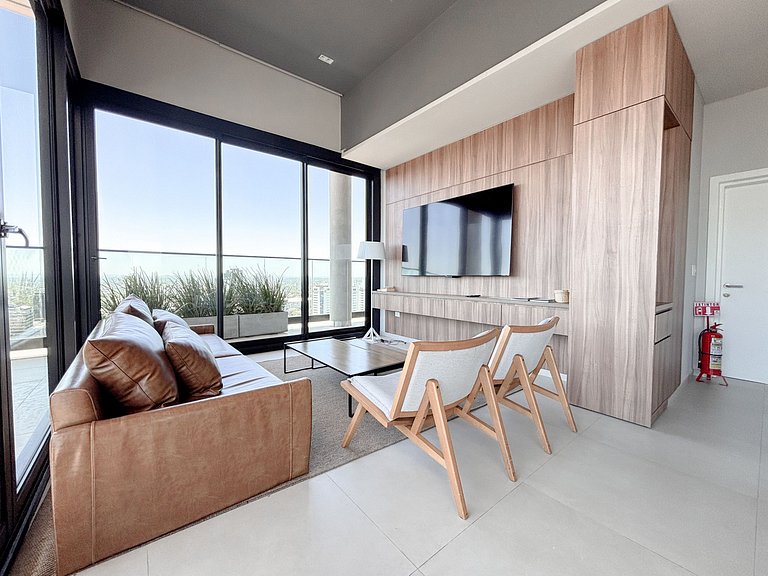 Depto detrás del Shopping del Sol