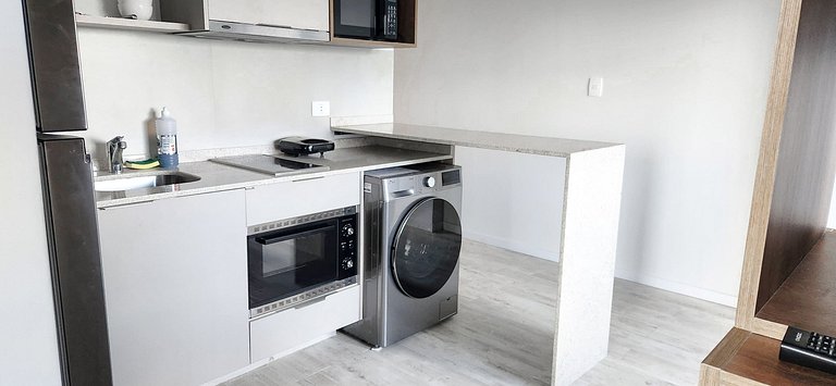 Moderno y equipado, cerca del Paseo la Galeria